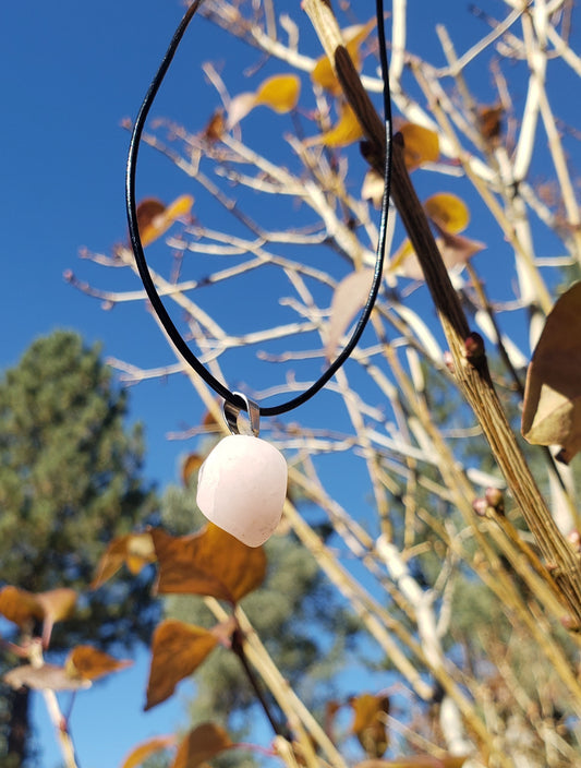 Rose Quartz Leather Necklace